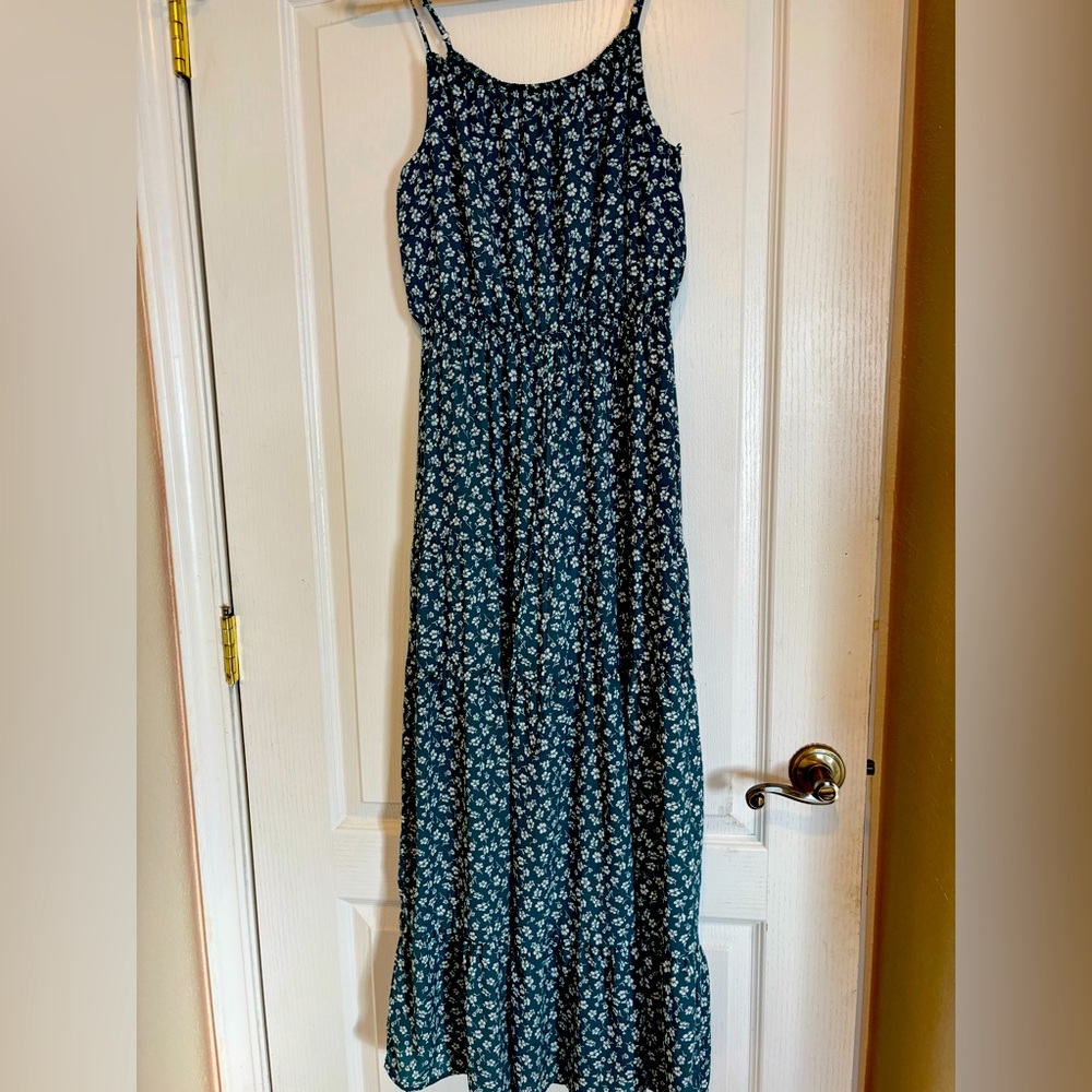 Various clothing items